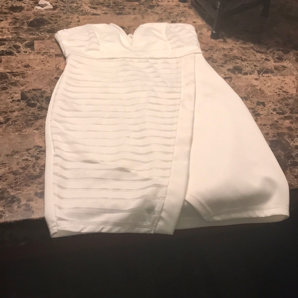 WHITE DRESS